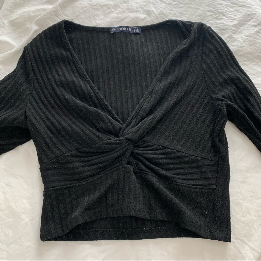 Abercrombie & Fitch knot crop top